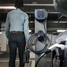 Încarcă imaginea în vizualizatorul Galerie, Wallbox Pulsar Pro PPR1 - 0 - 2 - 4 - K - 002, statie de incarcare auto trifazica neagra, 22 kW Type 2 + cablu de 5m - Giaul
